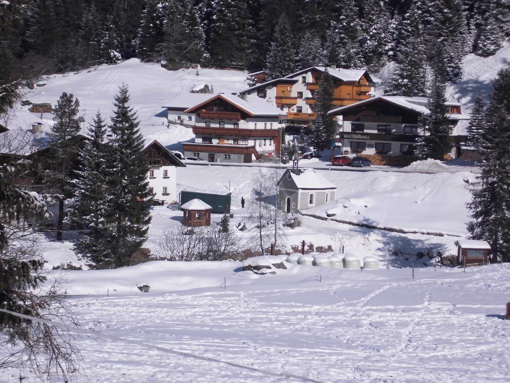 Hotel Haus Waldheim St. Leonhard im Pitztal Exterior foto