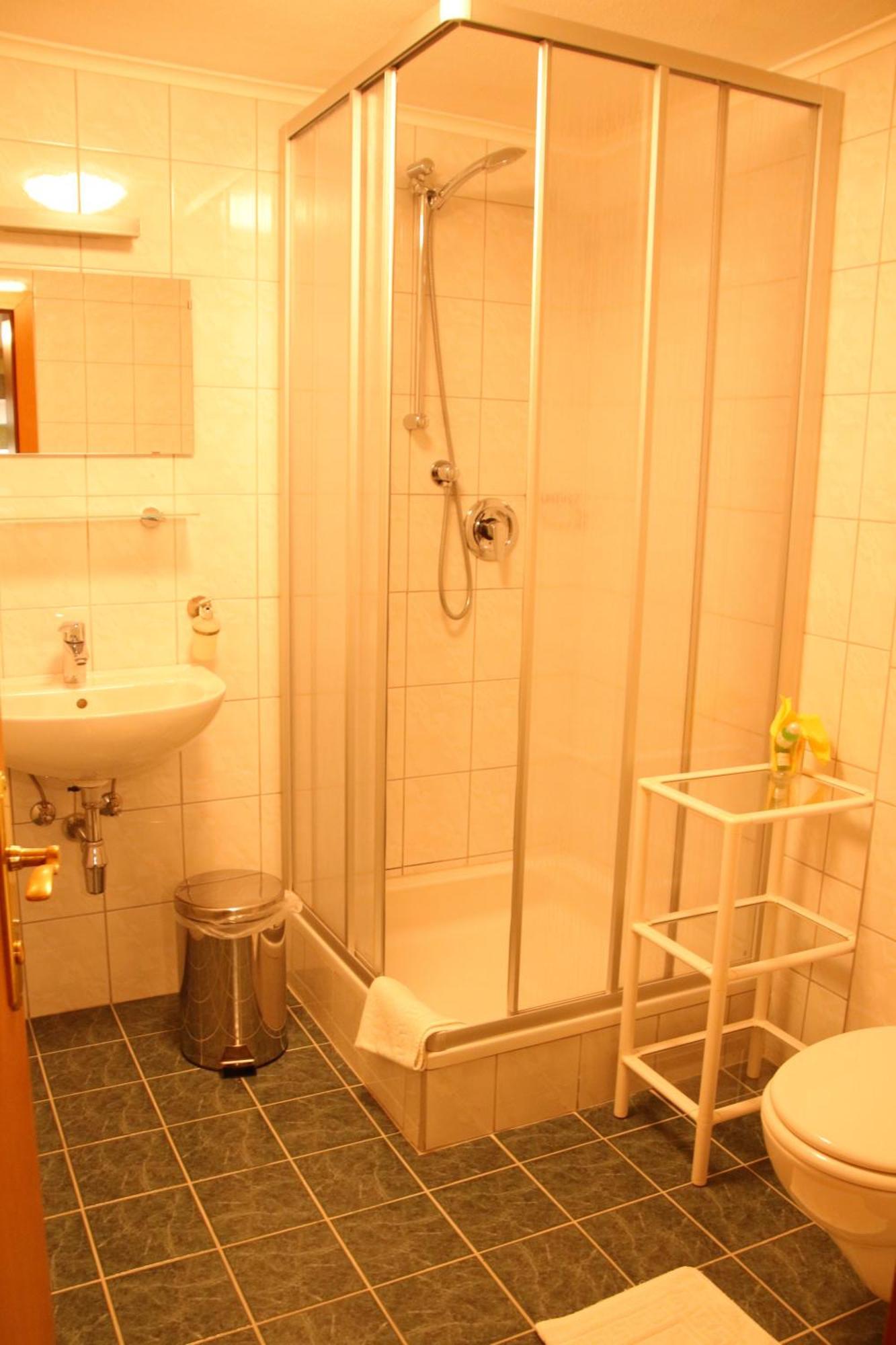Hotel Haus Waldheim St. Leonhard im Pitztal Zimmer foto